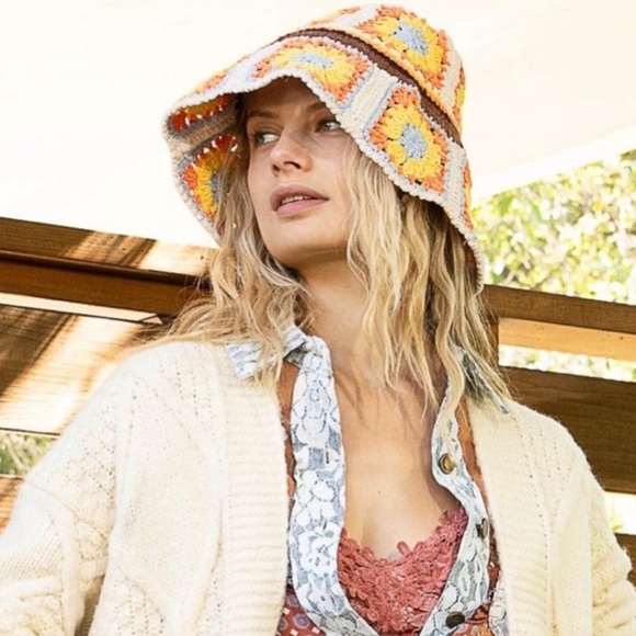 POL Granny Square Knit Bucket Hat Boho Orange Yellow Cream Blue